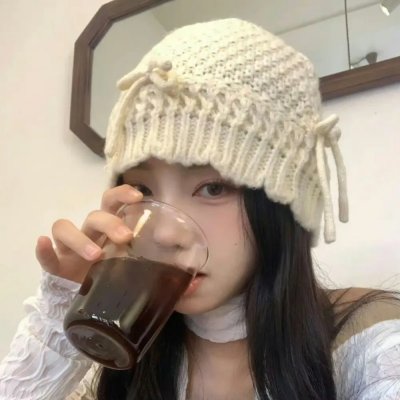 捷运上的女孩